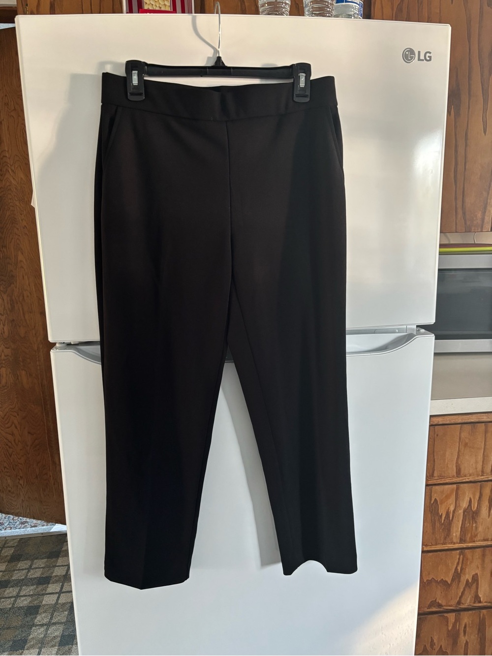 Hilary Radley Black Cropped Pull-On Dress Pants
